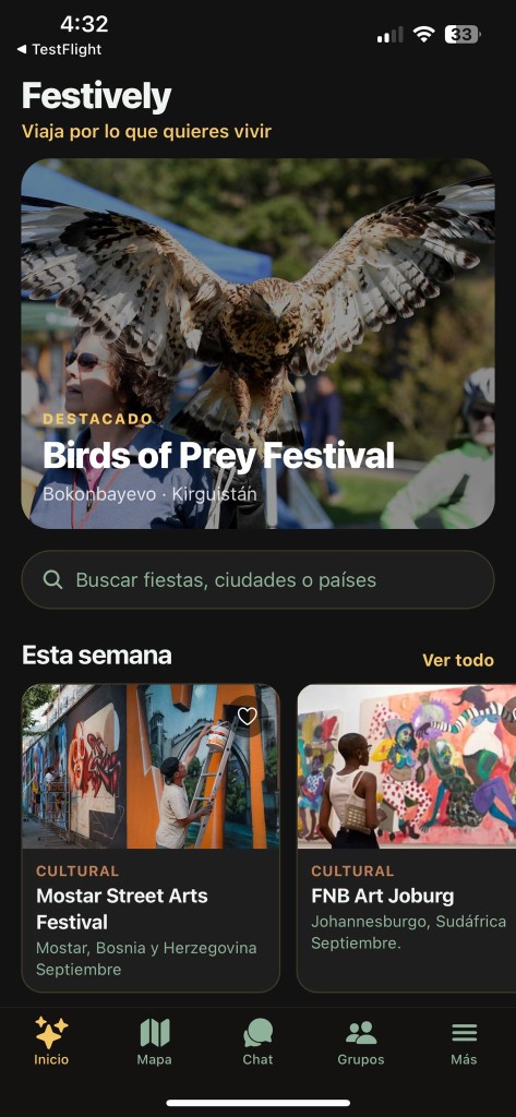 Pantalla de inicio de Festively con un evento destacado y la lista de esta semana.